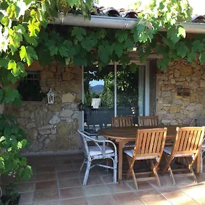 https://maset-des-amandiers.fr-provencehotel.com